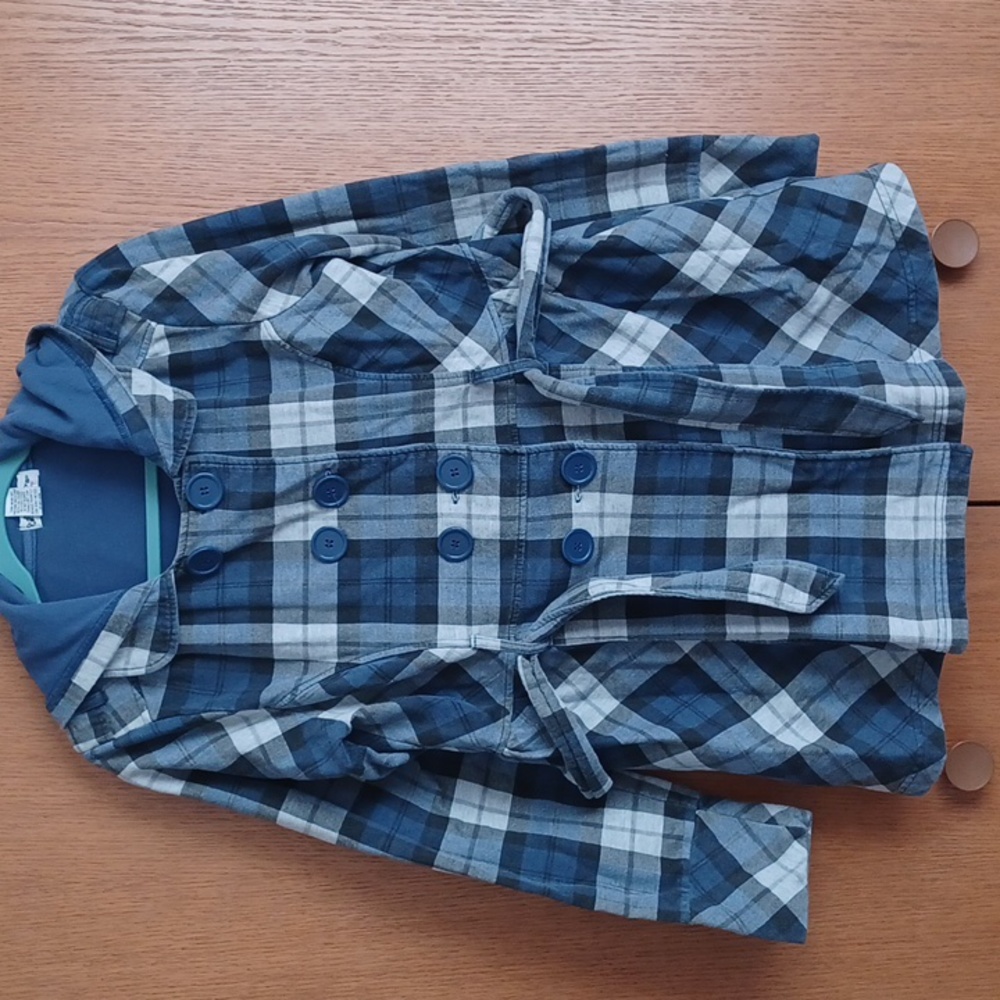 EUC Plaid Flannel Hooded Jacket w/belt - Picture 4 of 11